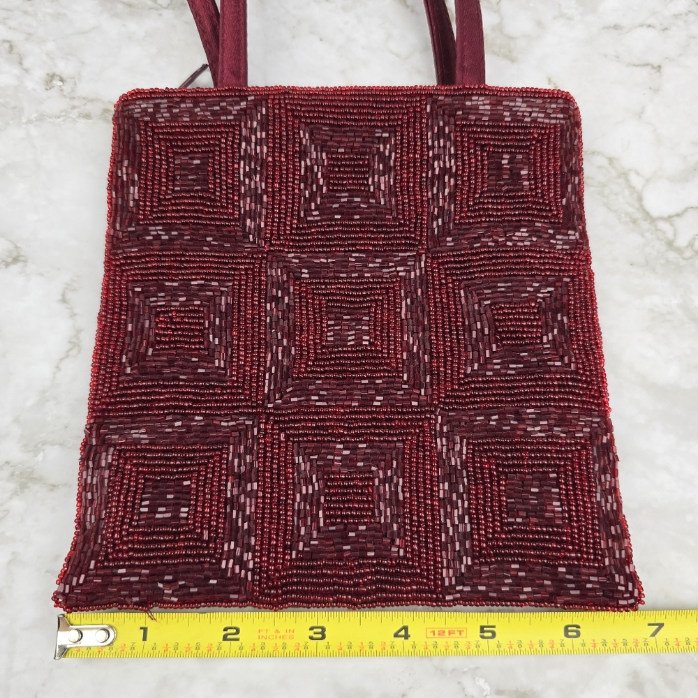 Elegant Red Beaded Women's Bag - Picture 8 of 9